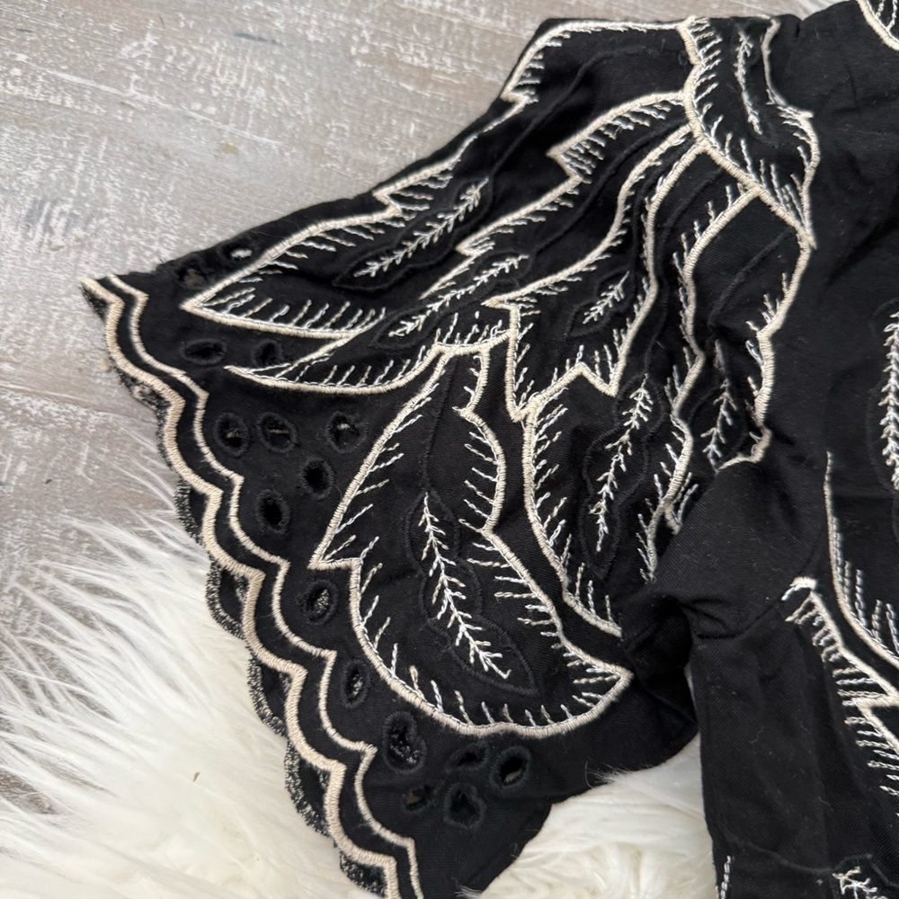 Alice + Olivia Kelsi Embroidered Eyelet Leaf Dress - Picture 5 of 5